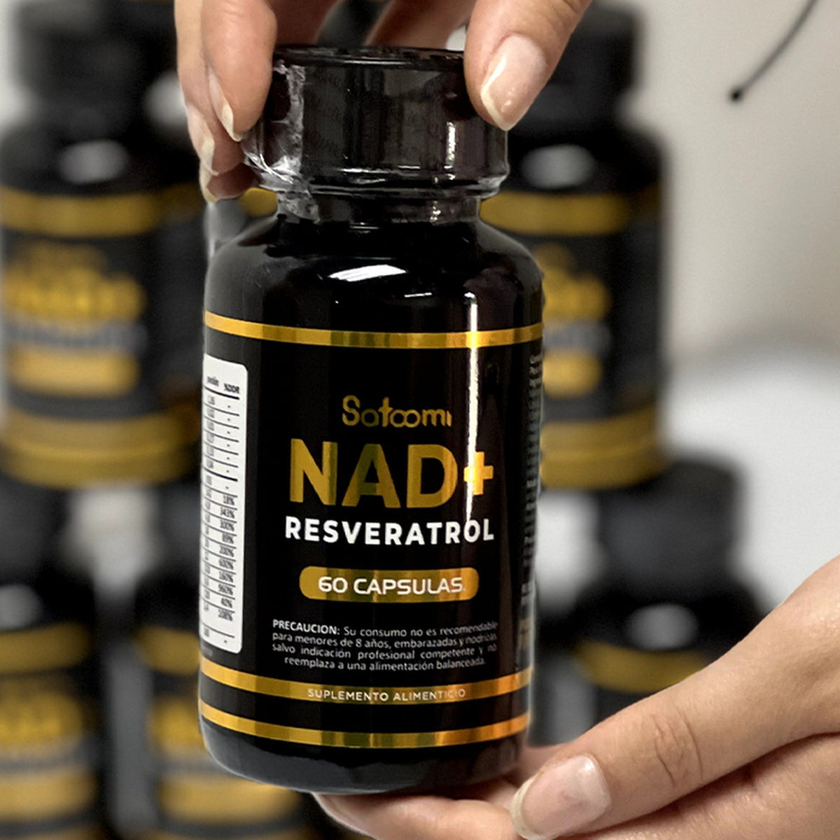 Frasco de NAD+ con resveratrol Satoomi, 60 cápsulas